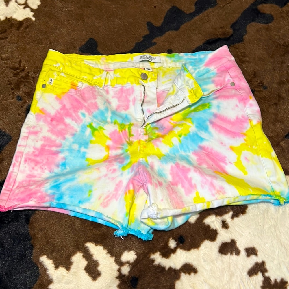 Judy Blue Tie Dye Shorts Size 1X